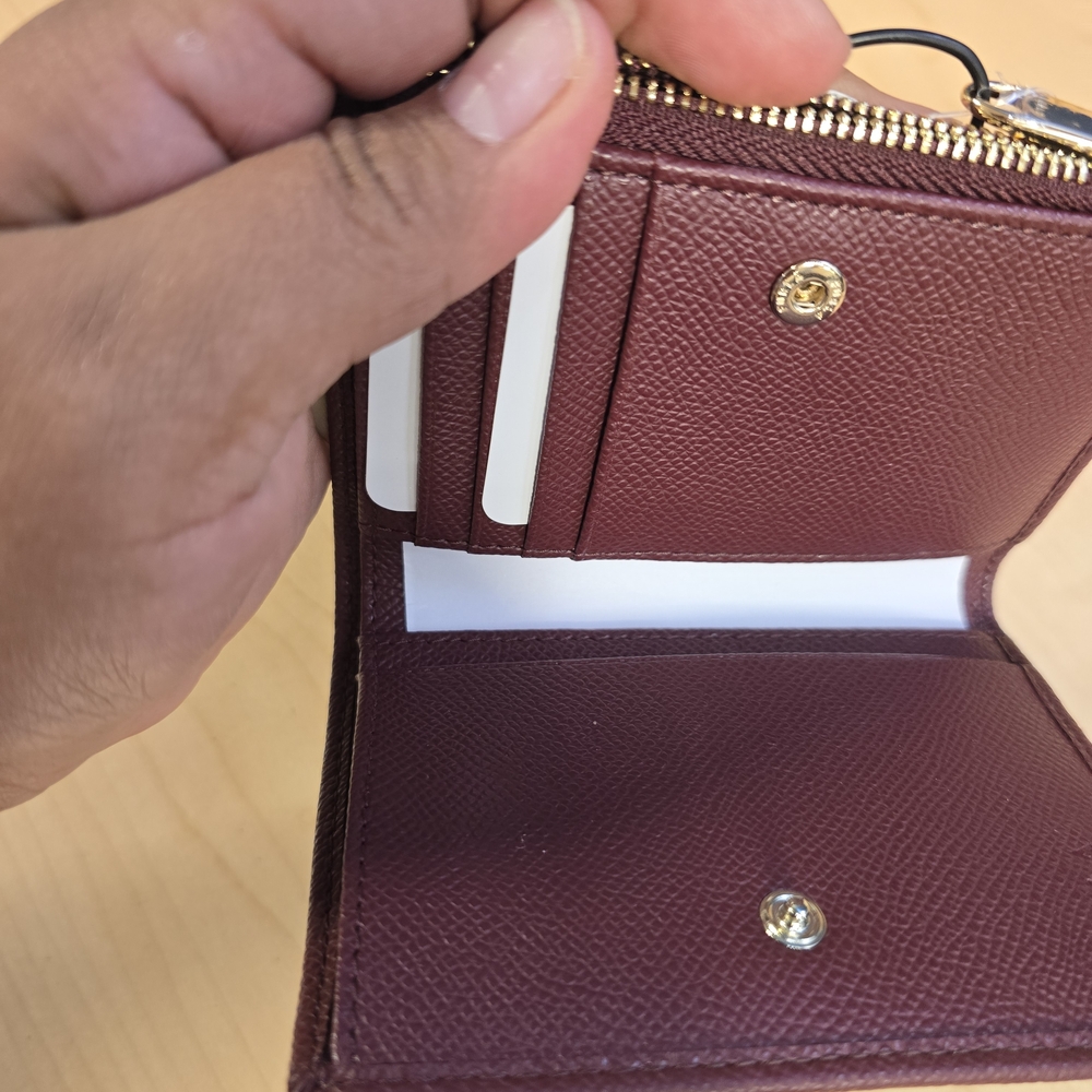 Furla Small Leather Wallet in Wine - Picture 2 of 3